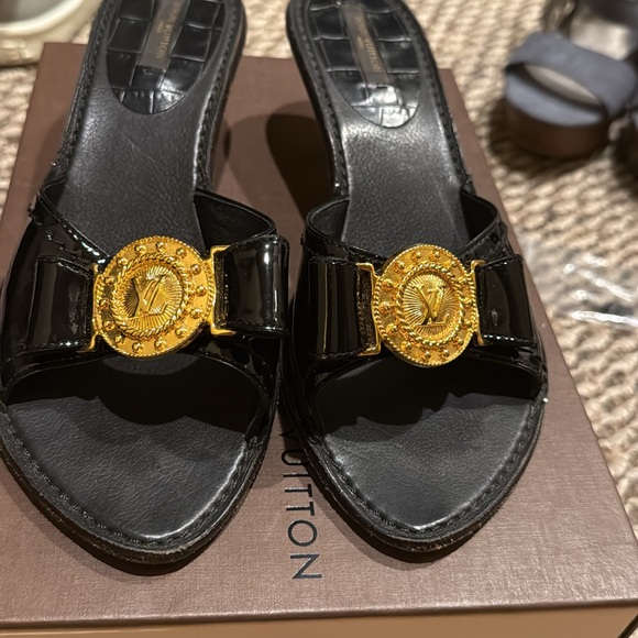 LV Black and Gold Women's Slide Sandals - Picture 1 of 8